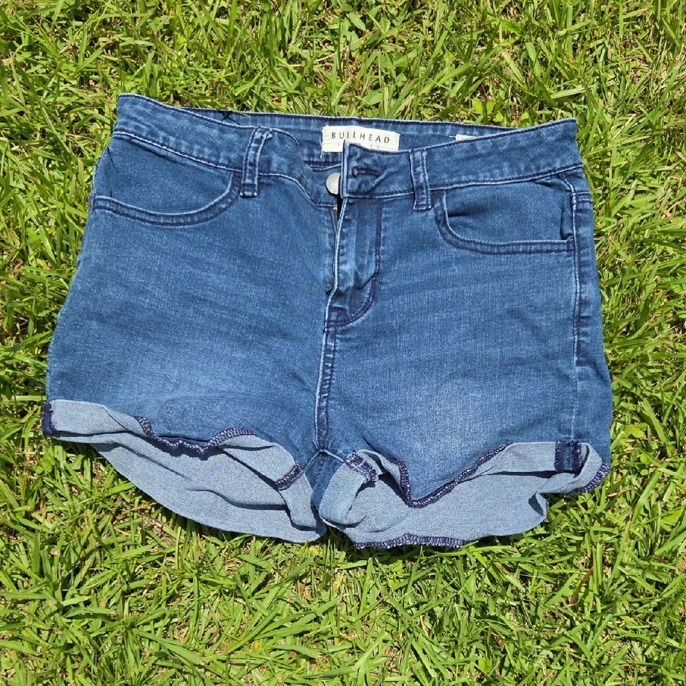 Pacsun Bullhead Denim Cuffed Short Shorts Size 28